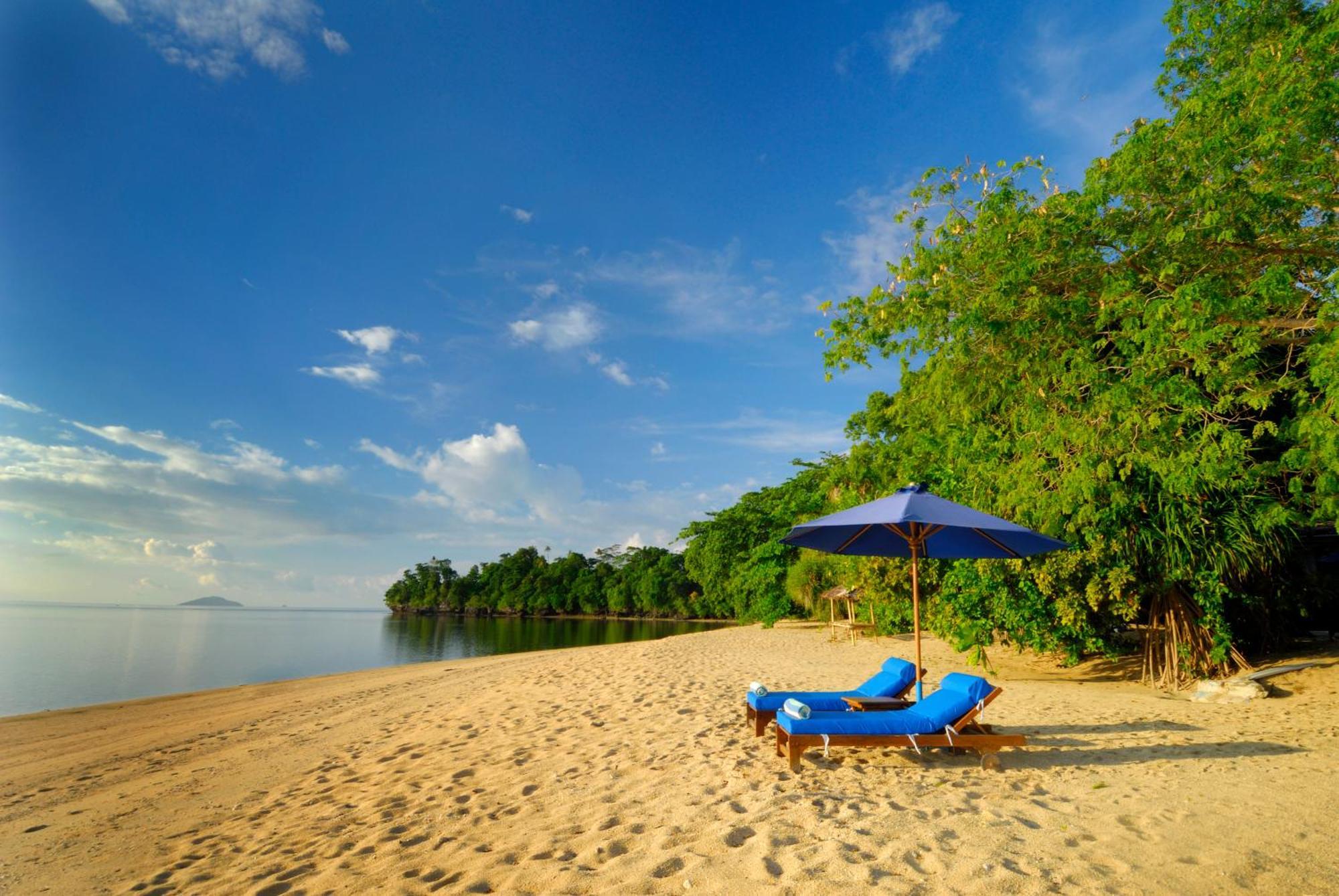 Siladen Resort & Spa Bunaken Exterior photo