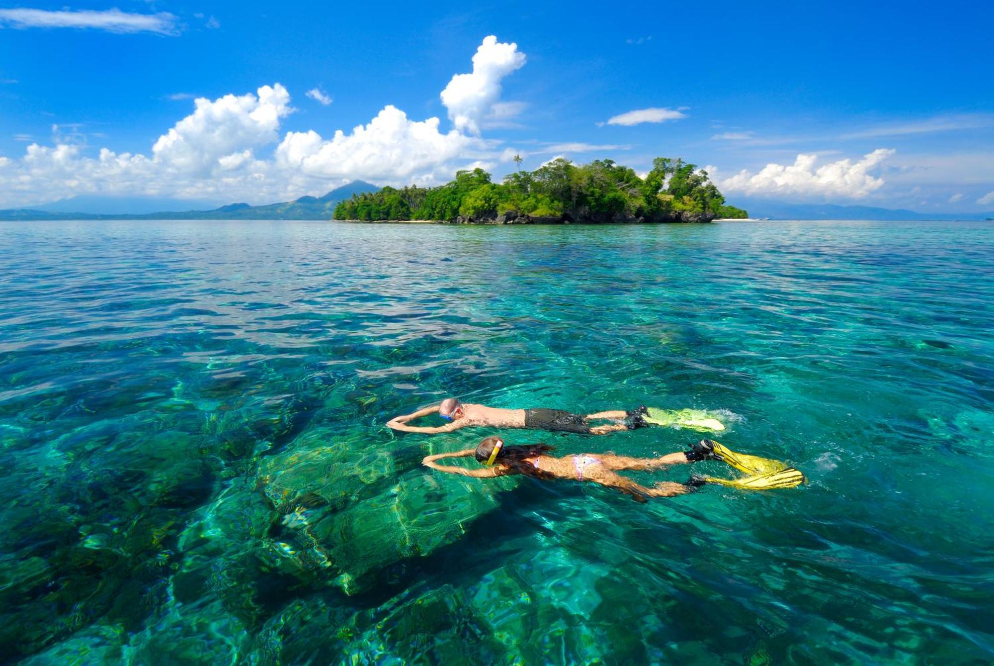 Siladen Resort & Spa Bunaken Exterior photo